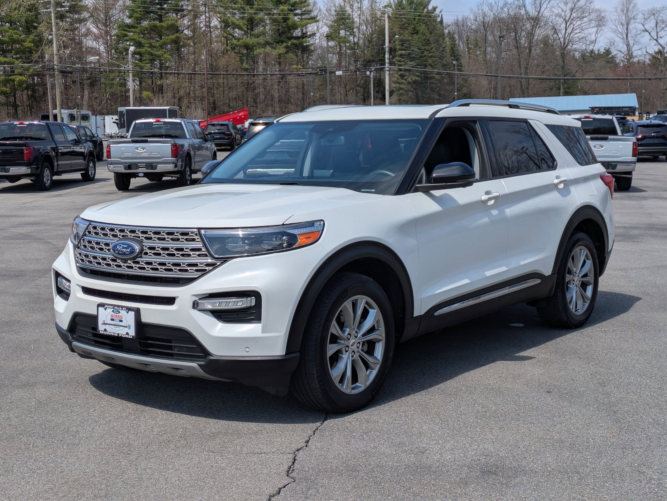 Certified 2023 Ford Explorer Limited w/ Limited Technology Package AWD/4WD image 5