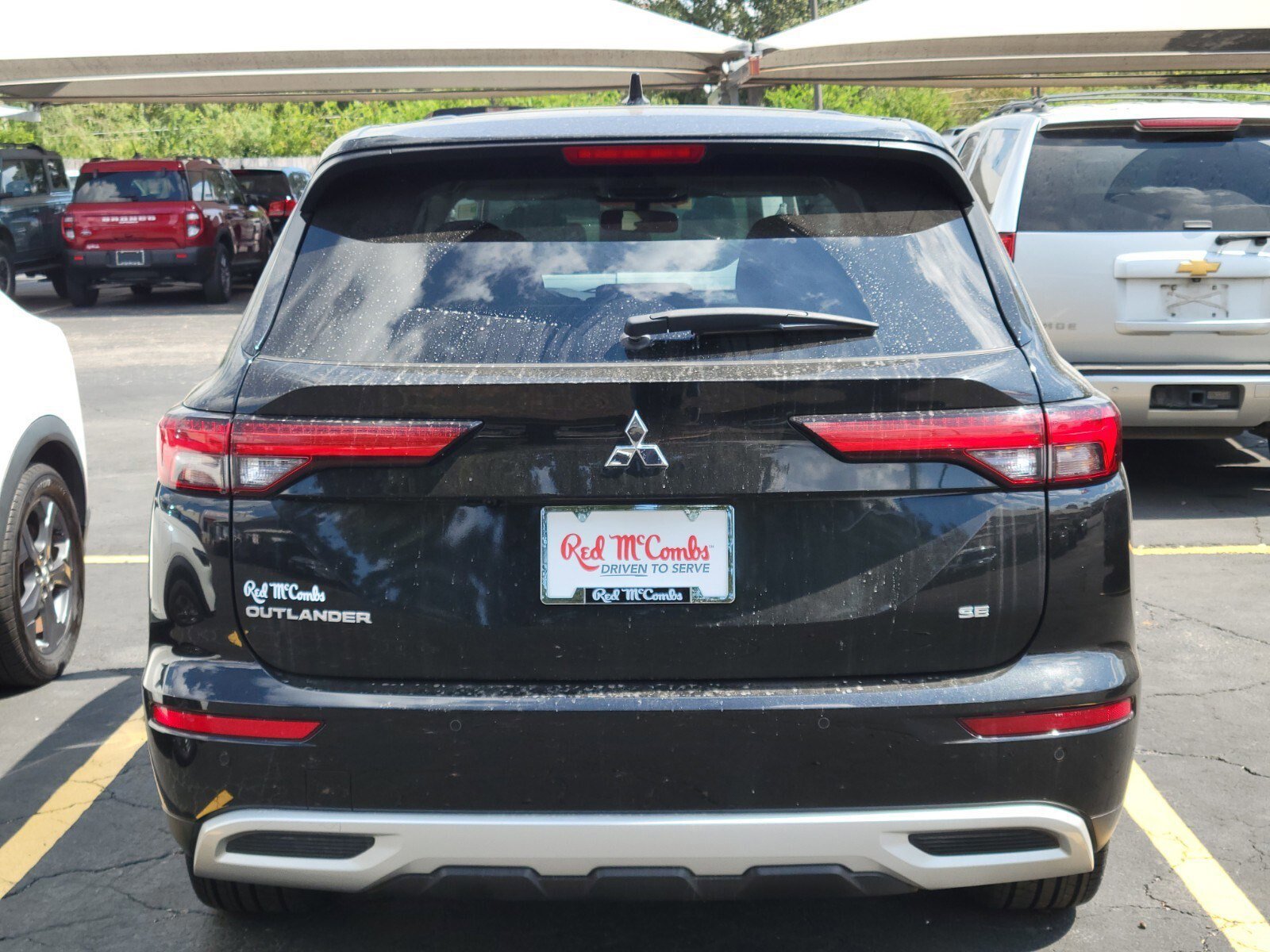Used 2024 Mitsubishi Outlander SE image 3