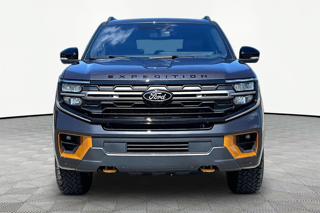 Certified 2025 Ford Expedition Tremor AWD/4WD image 3