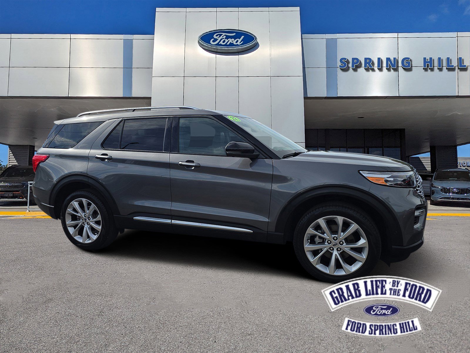 Certified 2022 Ford Explorer Platinum w/ Equipment Group 601A