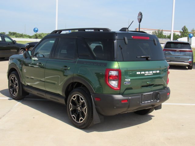 Certified 2025 Ford Bronco Sport Outer Banks w/ Outer Banks Tech Package+ AWD/4WD image 6