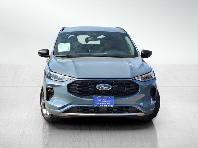 Certified 2023 Ford Escape ST-Line FWD image 2