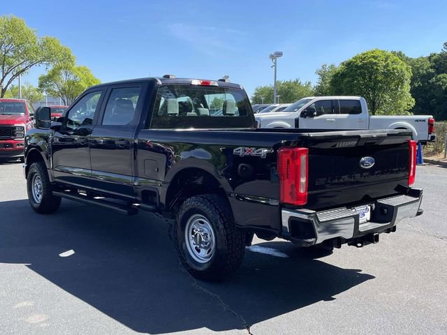 Certified 2023 Ford F250 XL w/ XL Off-Road Package AWD/4WD image 4