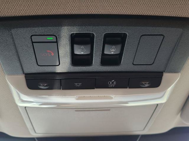 Used 2023 Nissan Pathfinder Platinum FWD image 30