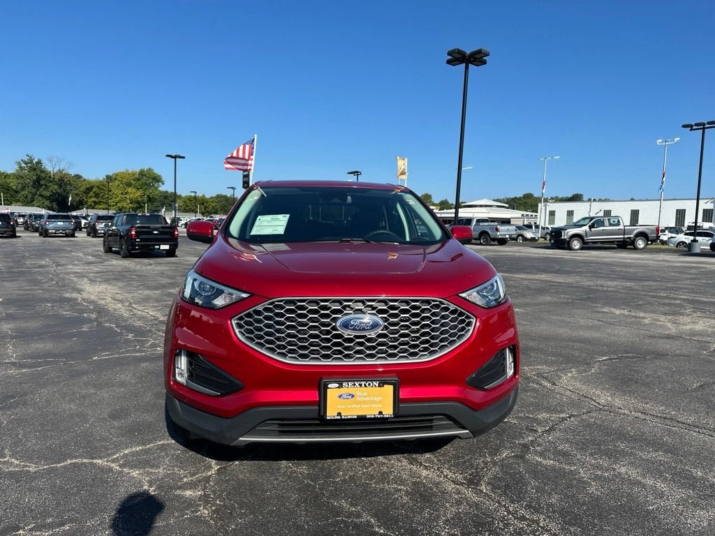 Certified 2024 Ford Edge SEL w/ Convenience Package AWD/4WD image 2