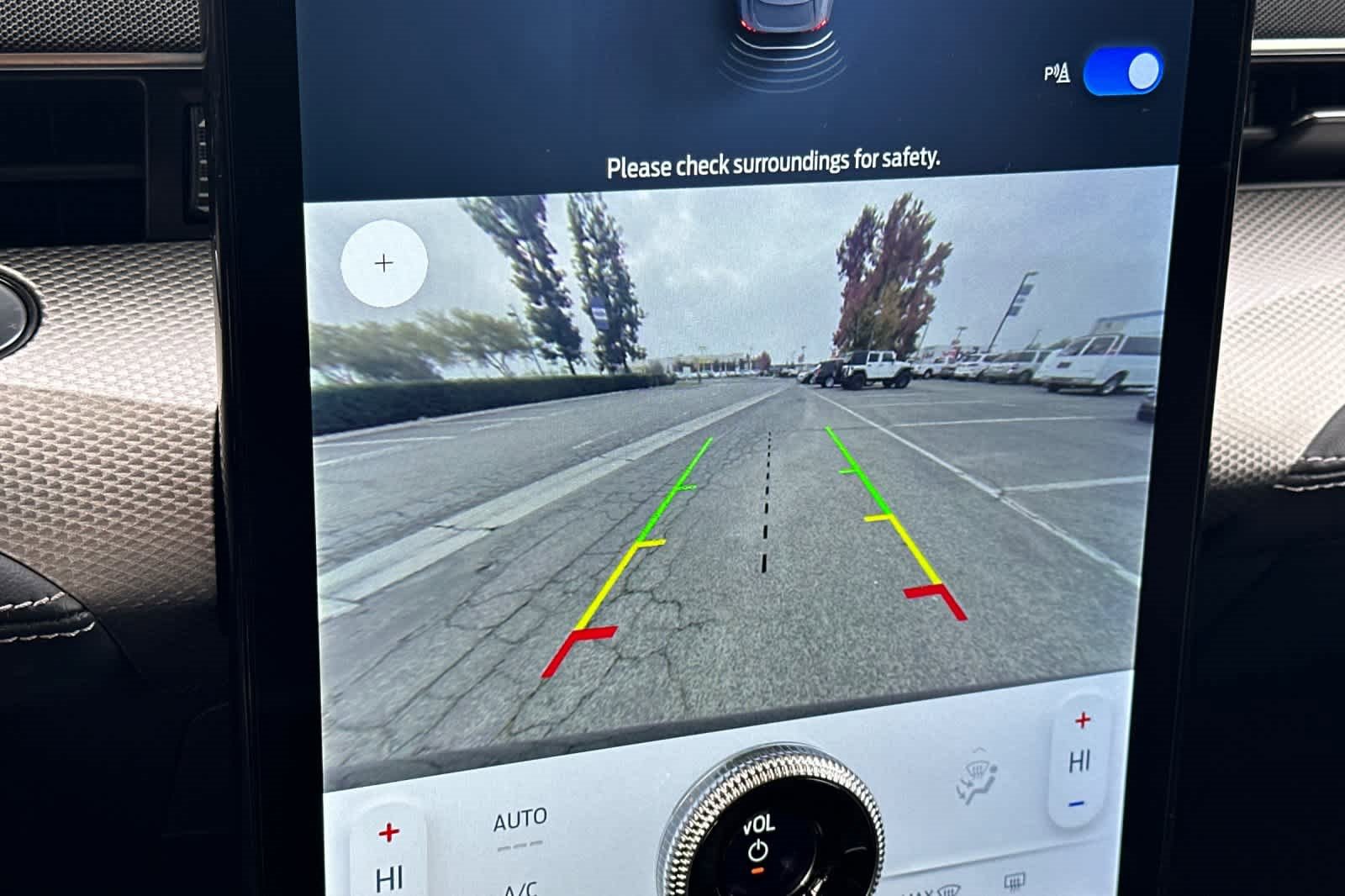 Certified 2022 Ford Mustang Mach-E Select image 21