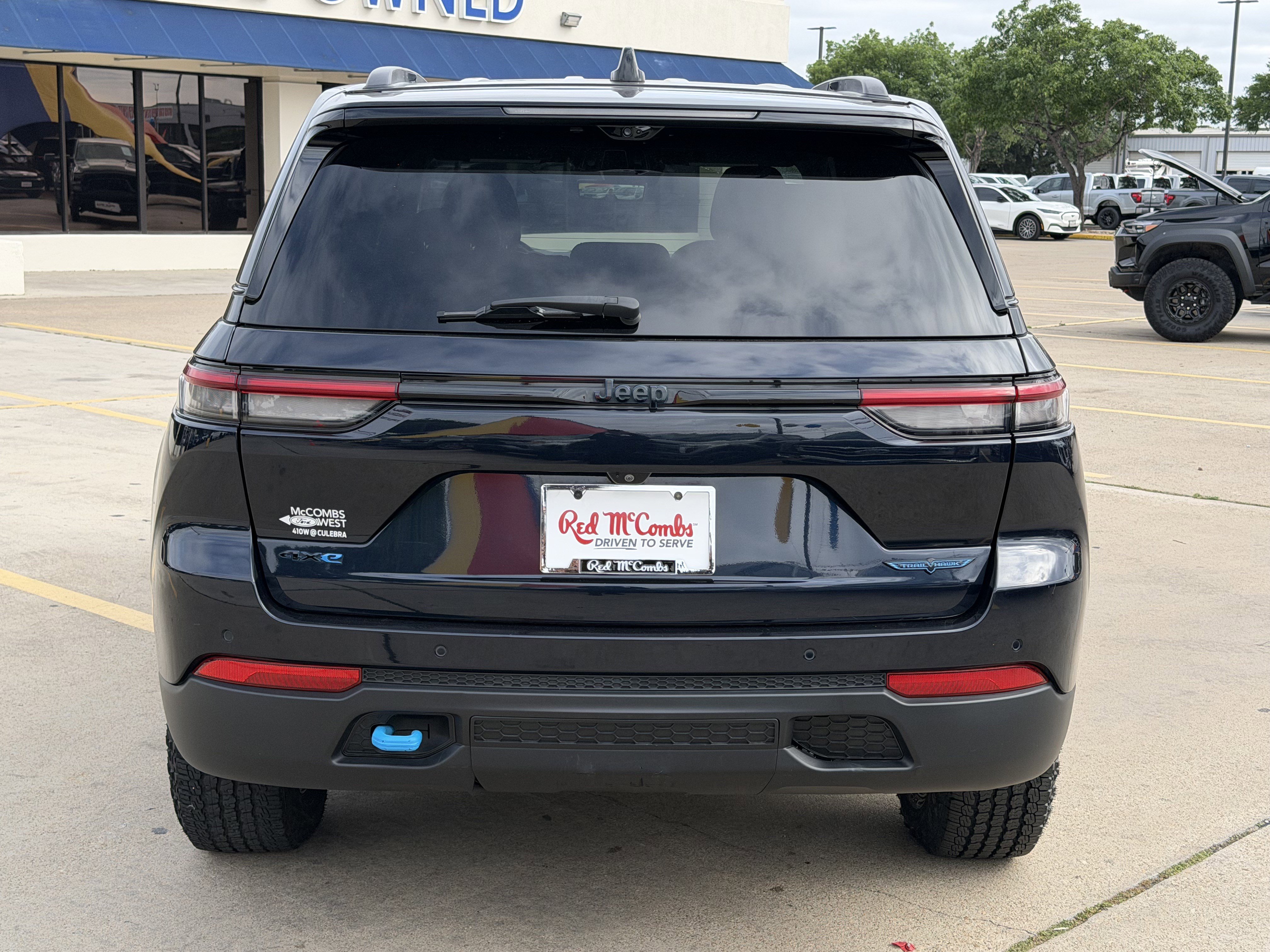 Used 2022 Jeep Grand Cherokee Trailhawk w/ Luxury Tech Group III AWD/4WD image 8