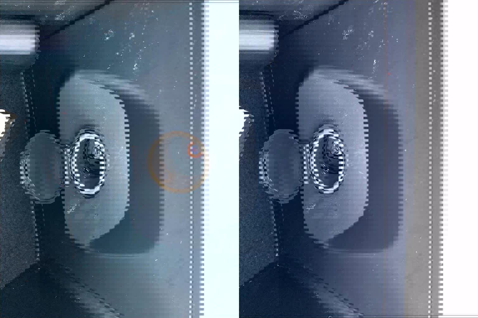 Used 2024 Toyota Venza LE AWD/4WD image 31