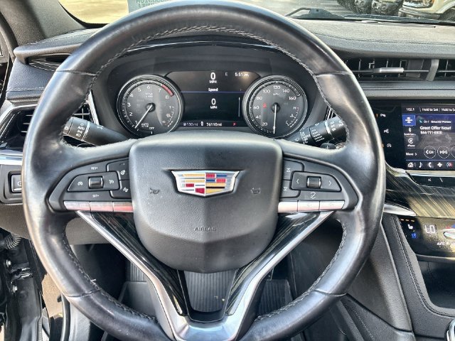 Used 2021 Cadillac XT6 Premium Luxury w/ LPO, ONYX Package FWD image 22