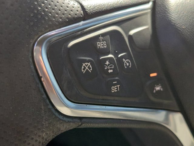 Used 2021 Chevrolet Equinox LS FWD image 25