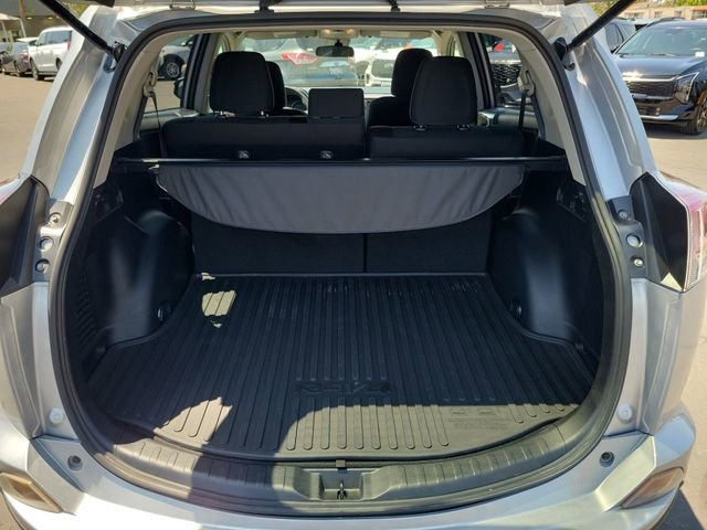 Used 2018 Toyota RAV4 LE w/ All Weather Liner Package FWD image 16