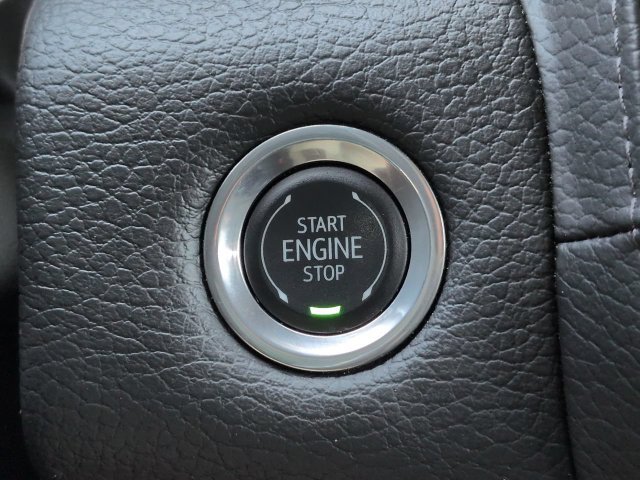 Used 2024 GMC Yukon Denali RWD image 32
