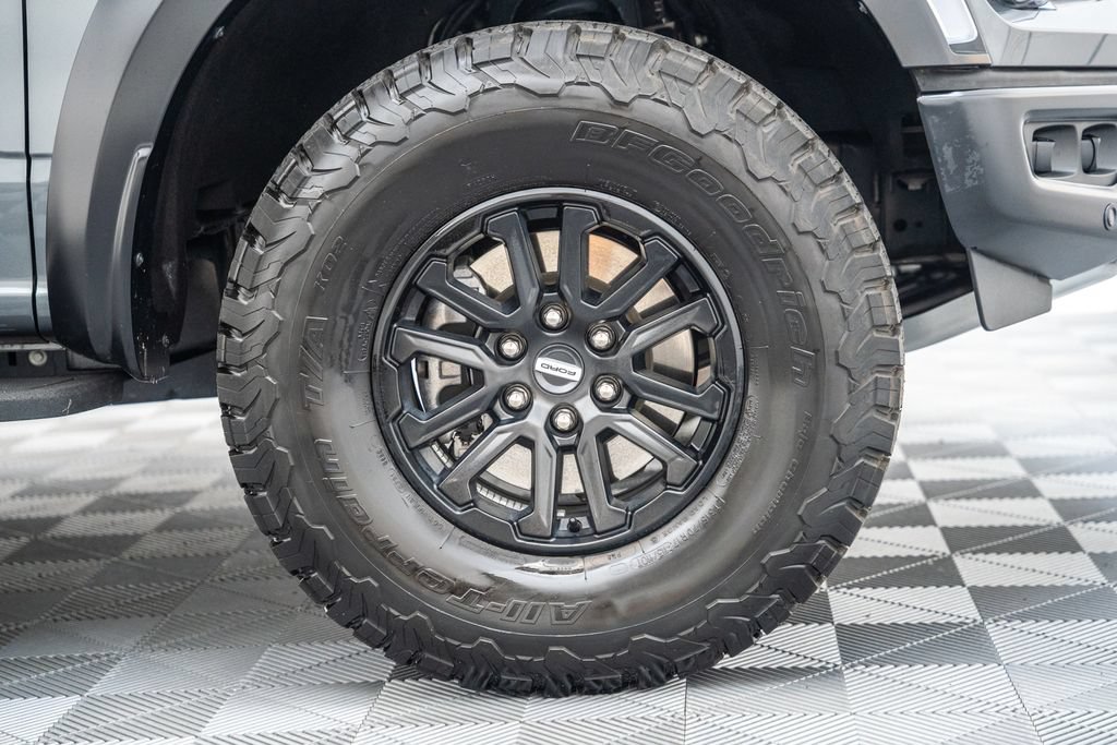 Certified 2025 Ford F150 Raptor AWD/4WD image 21