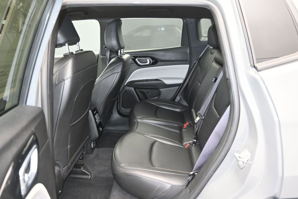 Used 2024 Jeep Compass Limited AWD/4WD image 15