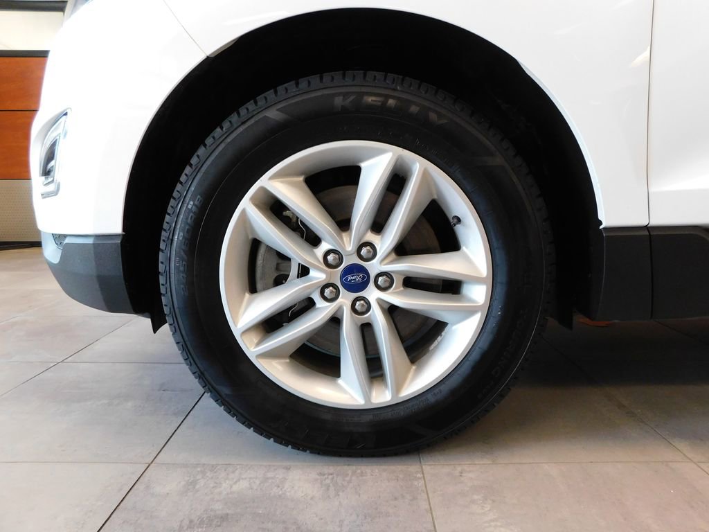 Certified 2018 Ford Edge SEL w/ Equipment Group 201A AWD/4WD image 8