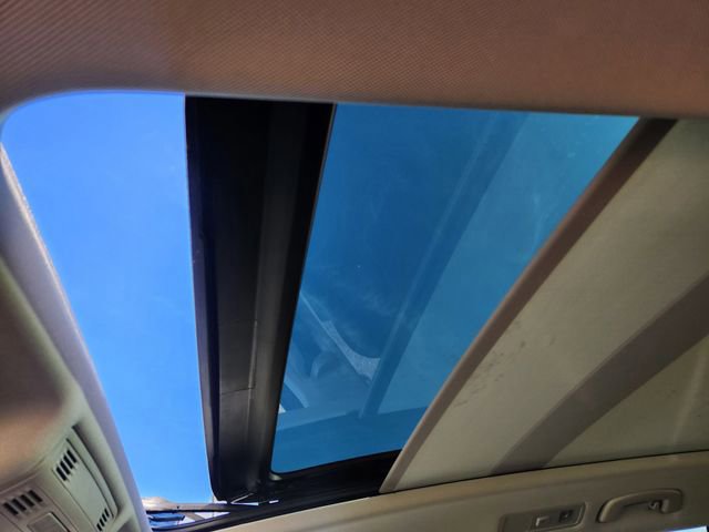 Used 2022 Volkswagen Tiguan SE image 24