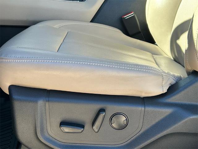 Certified 2023 Ford Expedition XLT image 14