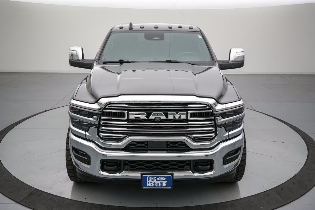 Used 2025 RAM 2500 Laramie AWD/4WD image 10
