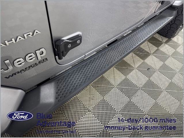 Used 2018 Jeep Wrangler Unlimited Sahara image 15