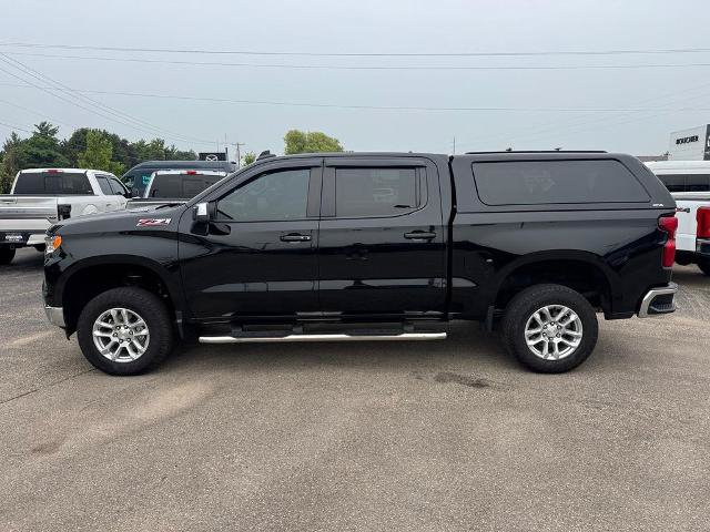 Used 2024 Chevrolet Silverado 1500 LT AWD/4WD image 3