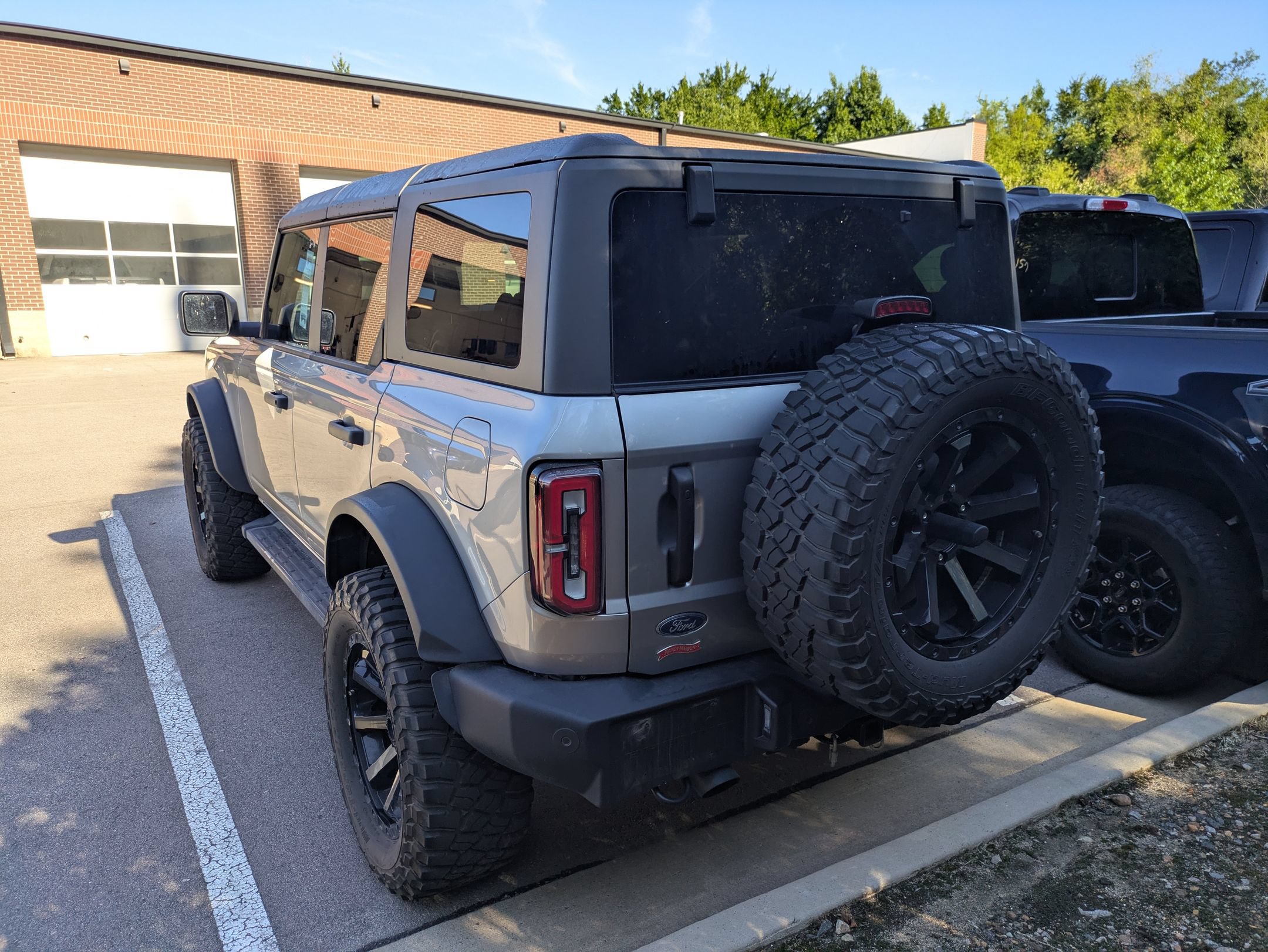 Certified 2024 Ford Bronco Wildtrak AWD/4WD image 4