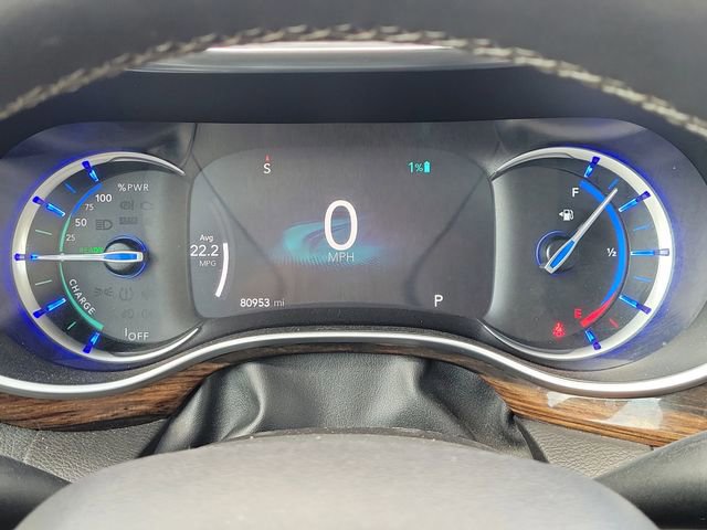 Used 2023 Chrysler Pacifica Limited image 27