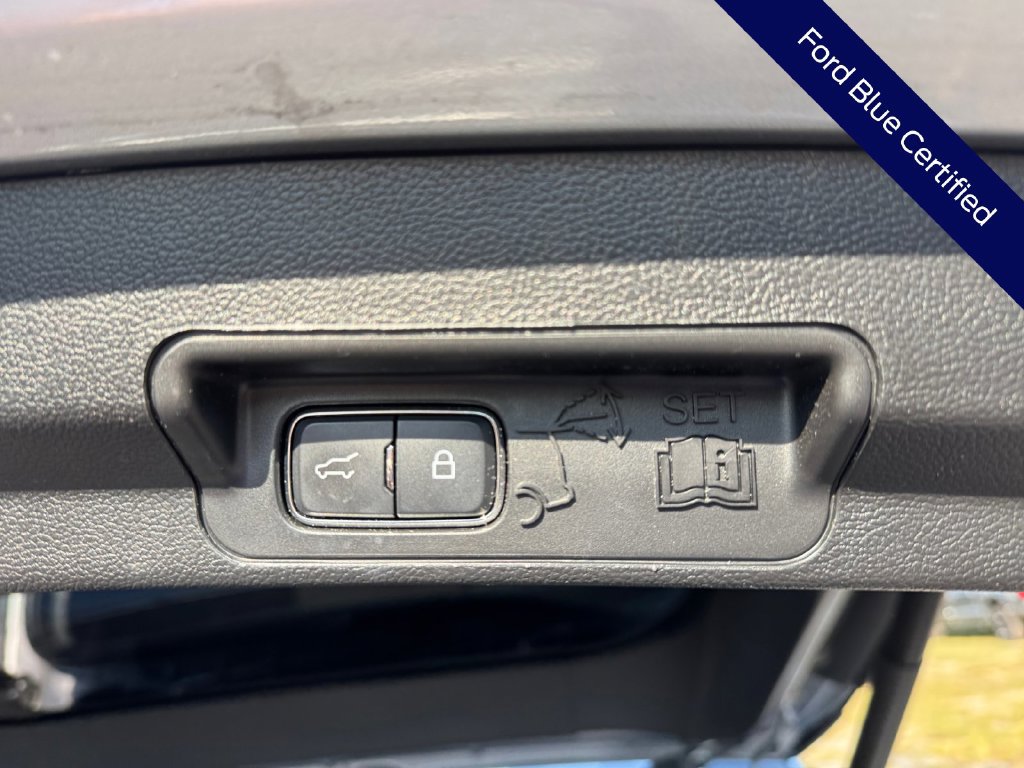 Certified 2020 Ford Explorer XLT w/ Equipment Group 202A RWD image 36