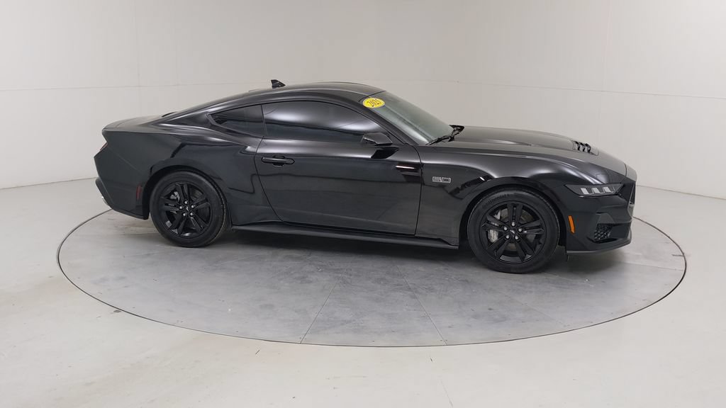 Certified 2025 Ford Mustang GT RWD image 11
