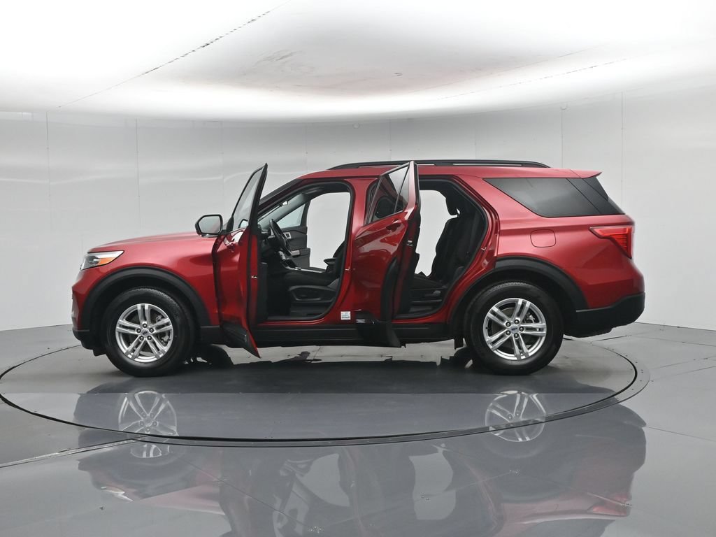 Certified 2023 Ford Explorer XLT RWD image 37