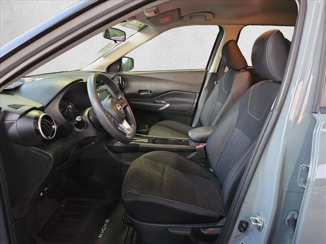Used 2023 Nissan Kicks SV FWD image 13