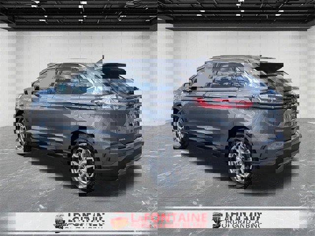 Certified 2024 Ford Edge SEL image 3