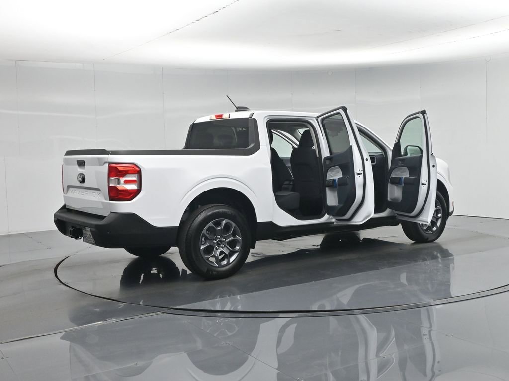 Certified 2025 Ford Maverick XLT w/ 4K Tow Package AWD/4WD image 6