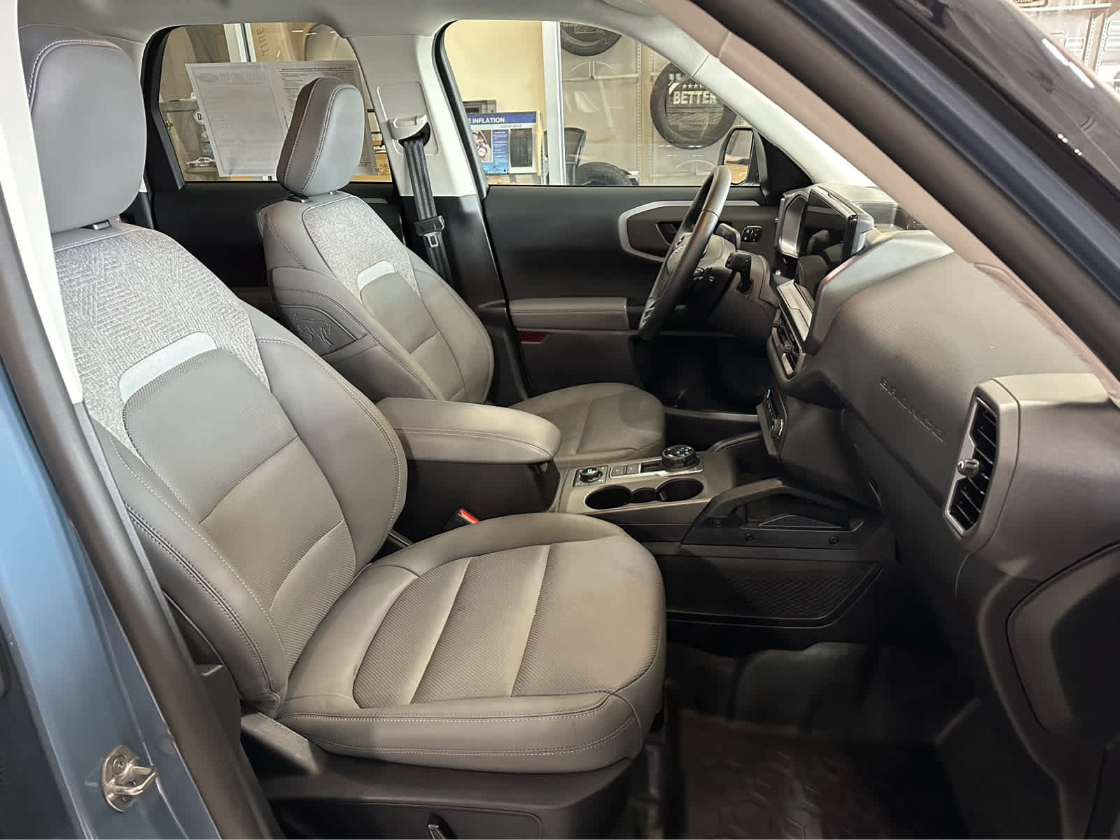 Certified 2025 Ford Bronco Sport Badlands AWD/4WD image 35