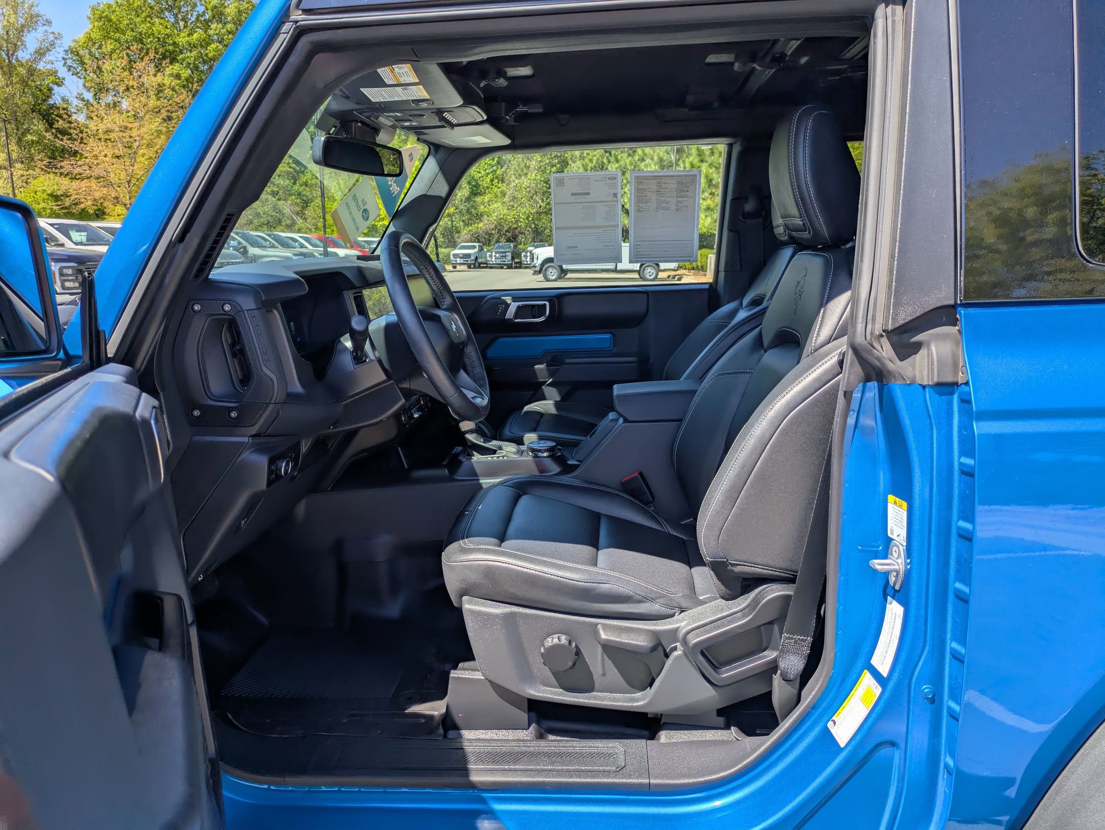 Certified 2025 Ford Bronco Badlands image 13