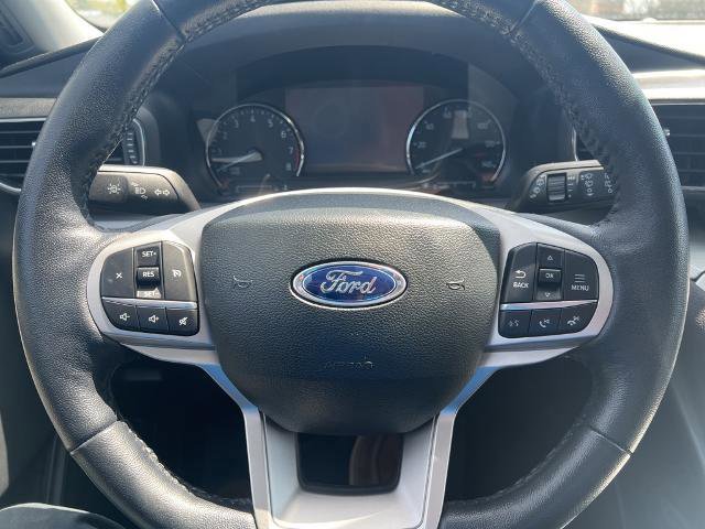 Certified 2022 Ford Explorer XLT w/ Equipment Group 202A image 37
