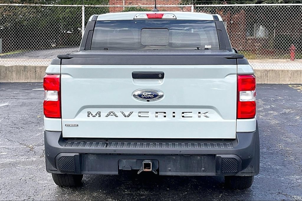 Certified 2022 Ford Maverick Lariat w/ Lariat Luxury Package FWD image 3