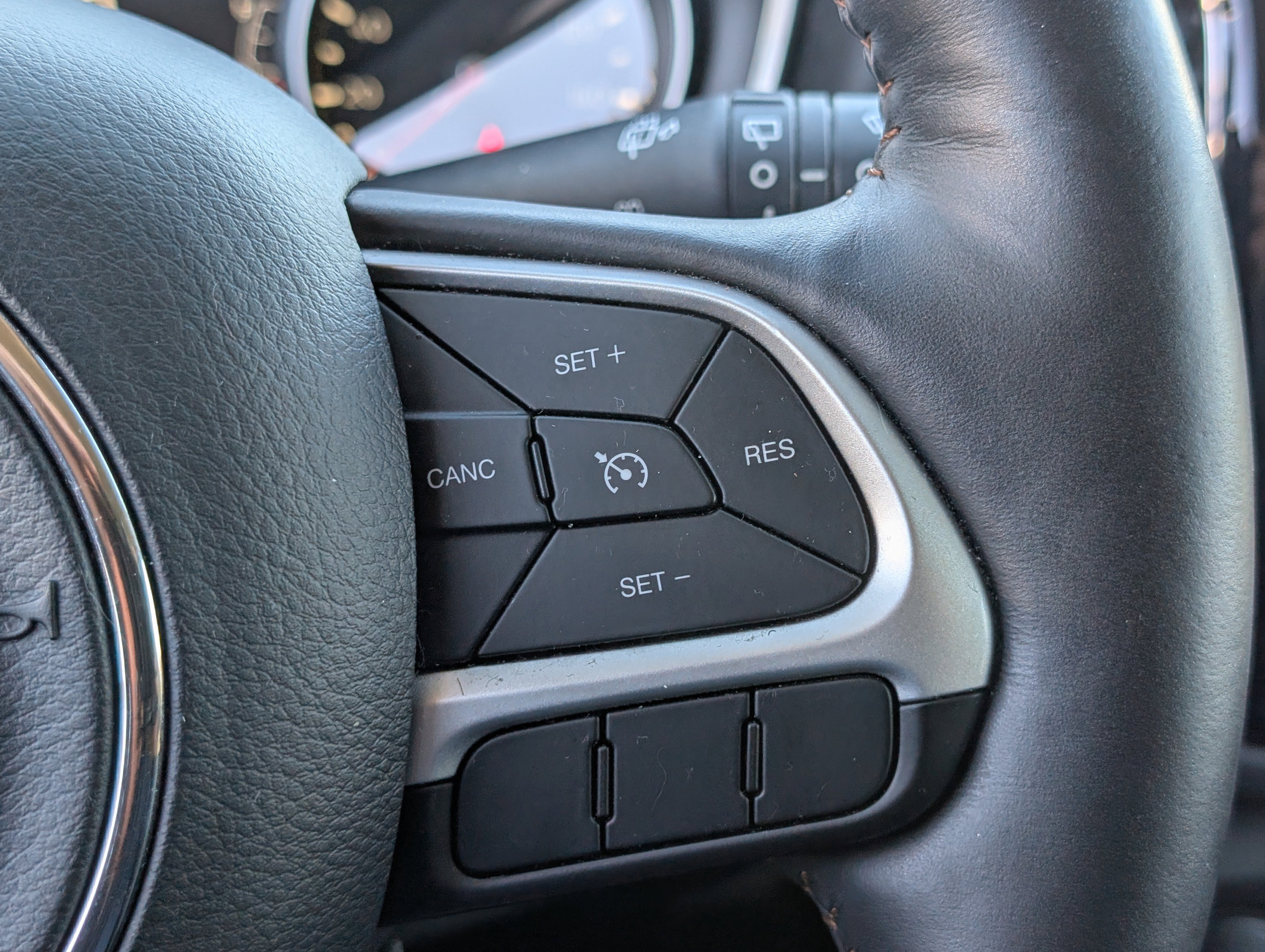 Used 2018 Jeep Compass Limited w/ Safe & Security Group image 24