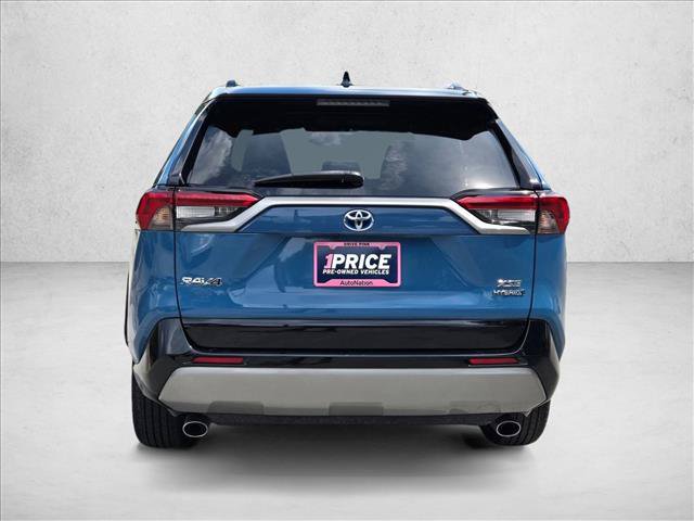 Used 2022 Toyota RAV4 XSE AWD/4WD image 7