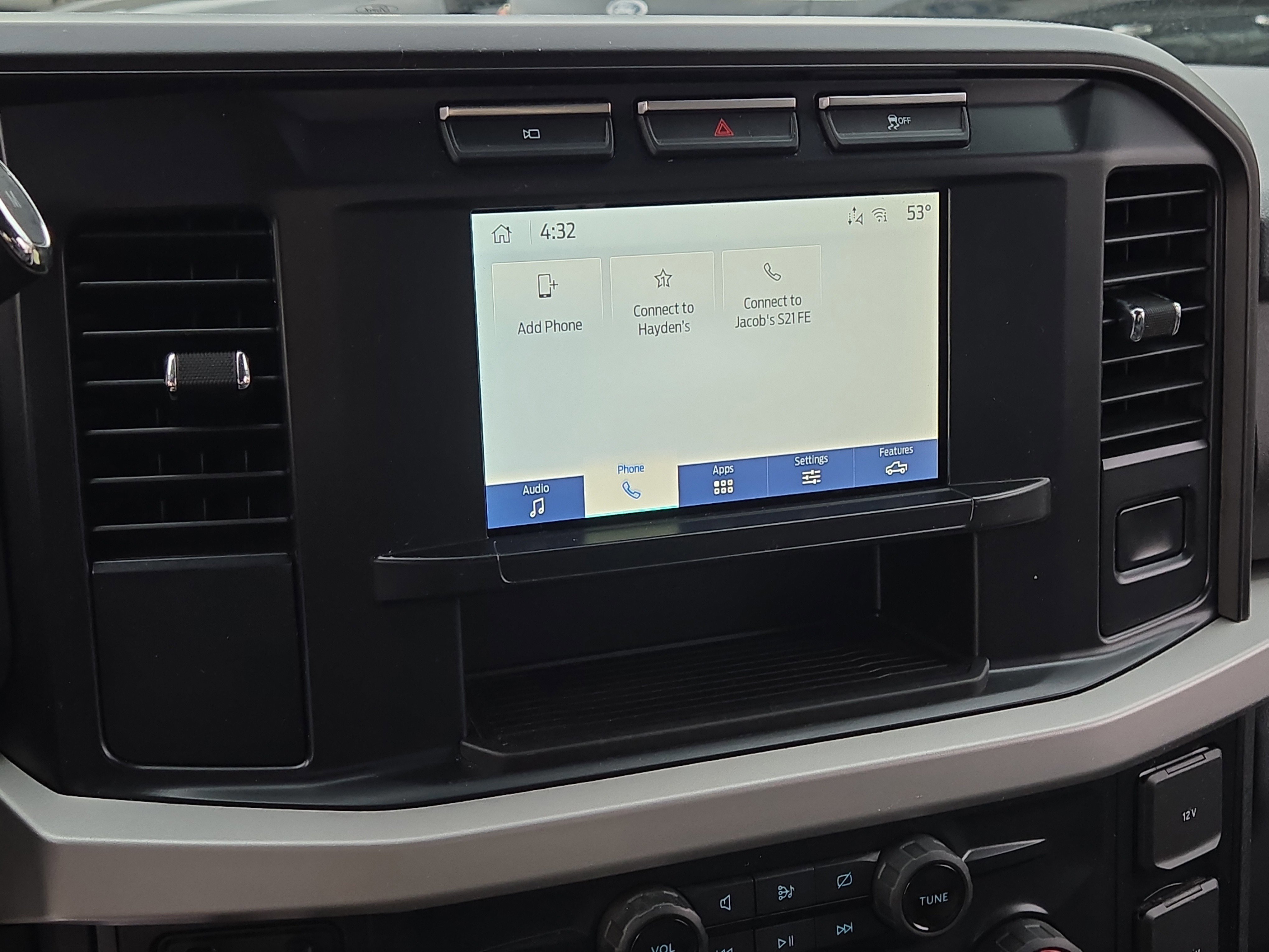 Certified 2024 Ford F350 XLT w/ 360-Degree Camera Package image 27