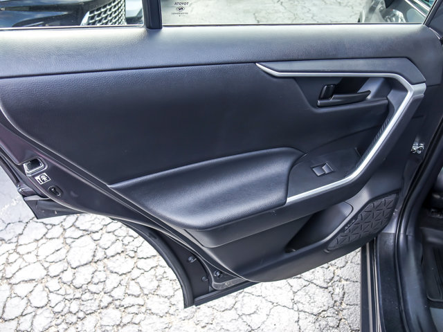 Used 2020 Toyota RAV4 LE w/ All Weather Liner Package AWD/4WD image 21