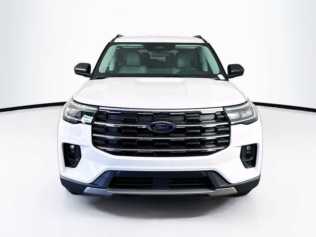 Certified 2025 Ford Explorer Active w/ Active Comfort Package RWD image 6