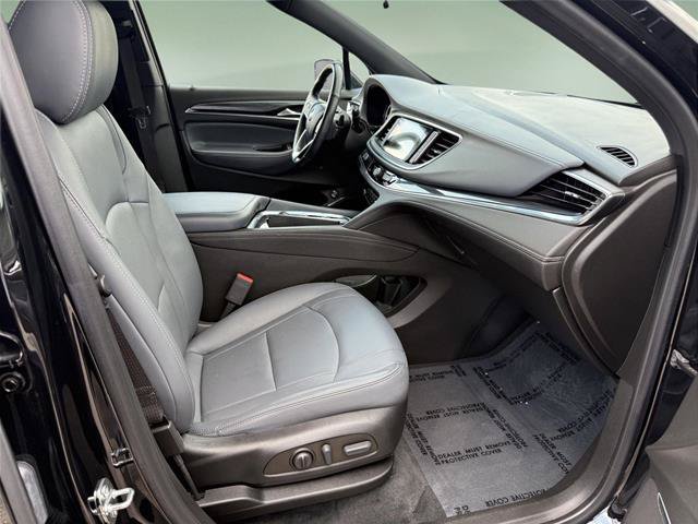 Used 2023 Buick Enclave Essence AWD/4WD image 21
