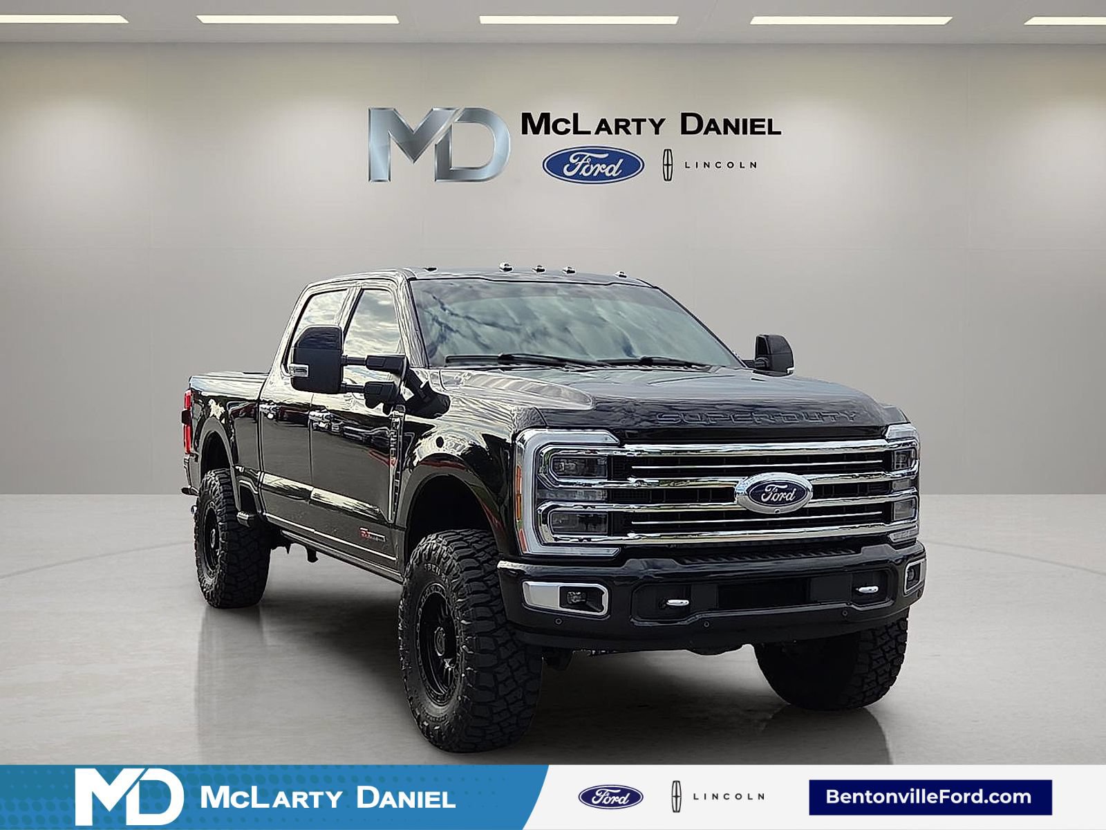 Certified 2023 Ford F250 Platinum AWD/4WD image 1