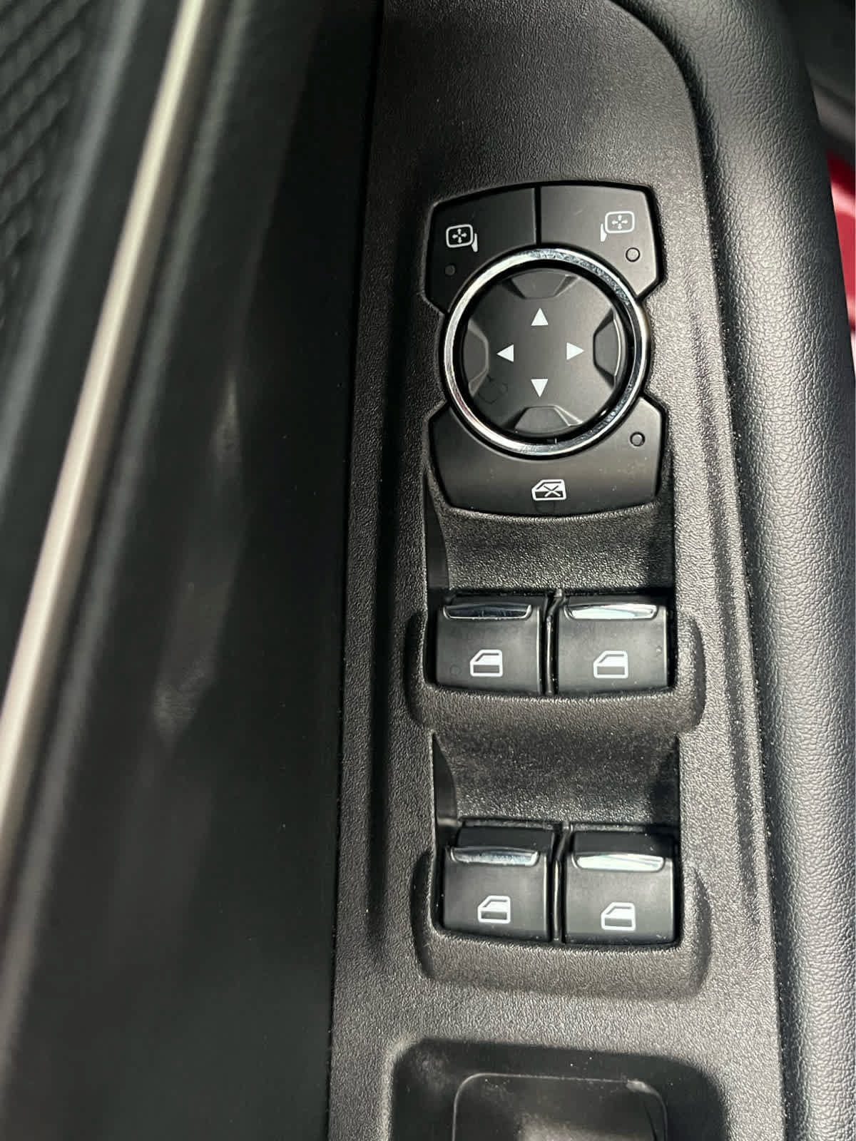 Certified 2024 Ford Edge SEL w/ Convenience Package AWD/4WD image 24