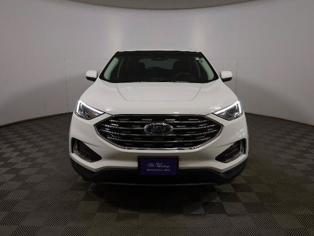 Certified 2022 Ford Edge SEL w/ Convenience Package AWD/4WD image 4