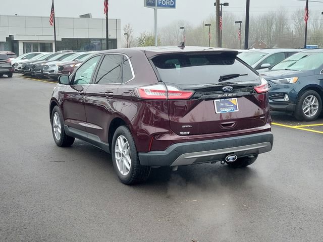 Certified 2024 Ford Edge SEL w/ Convenience Package AWD/4WD image 2