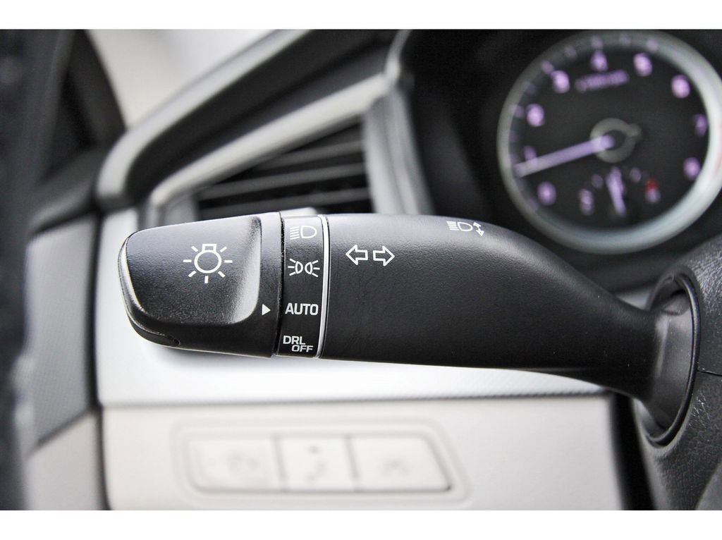 Used 2019 Hyundai Sonata SEL w/ Tech Package 02 image 22