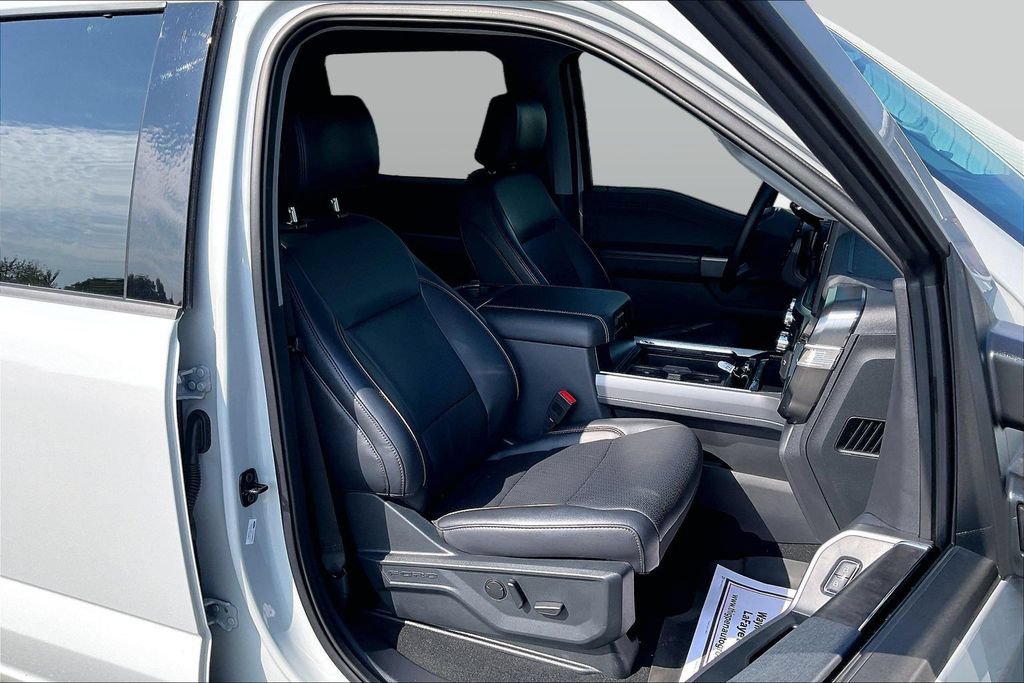 Certified 2025 Ford F250 Lariat w/ Lariat Ultimate Package AWD/4WD image 7