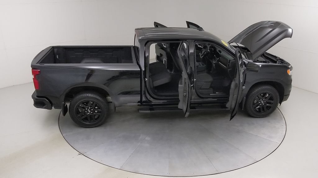 Used 2024 Chevrolet Silverado 1500 RST w/ Z71 Off-Road Package AWD/4WD image 46