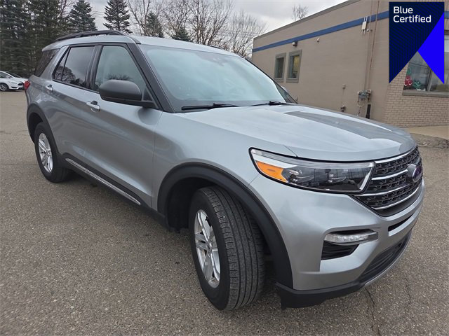 Certified 2022 Ford Explorer XLT w/ Equipment Group 202A image 1